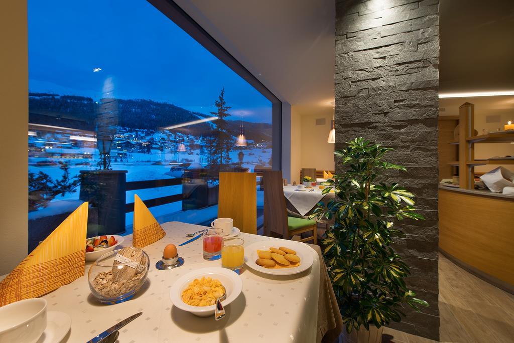 Hotel Roberta Alpine Adults Only Livigno Bagian luar foto