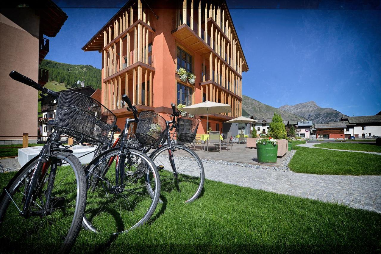 Hotel Roberta Alpine Adults Only Livigno Bagian luar foto